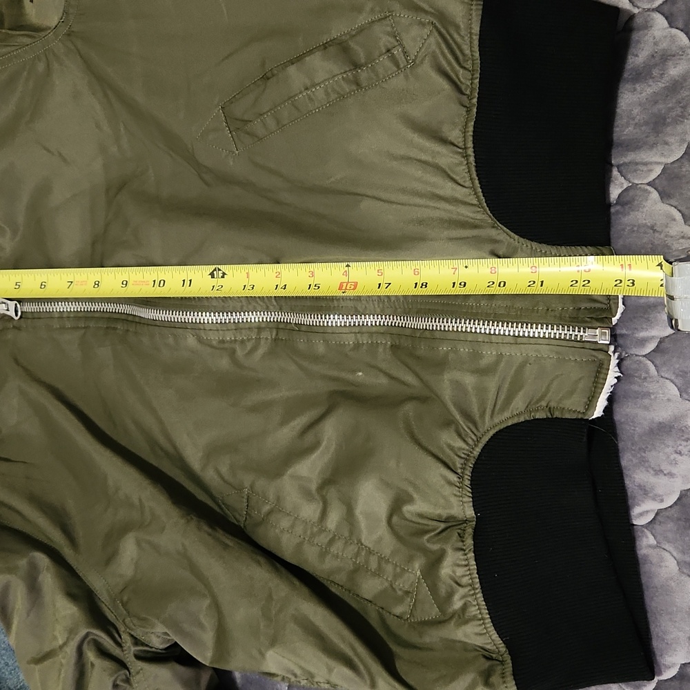 Bomber jacket - Picture 8 of 10